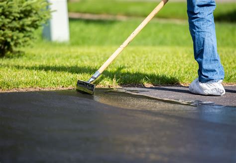 What to Expect During the Magic Seal Driveway Sealing Process